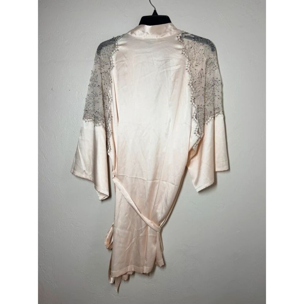 Victoria’s Secret Robe - Picture 6 of 7